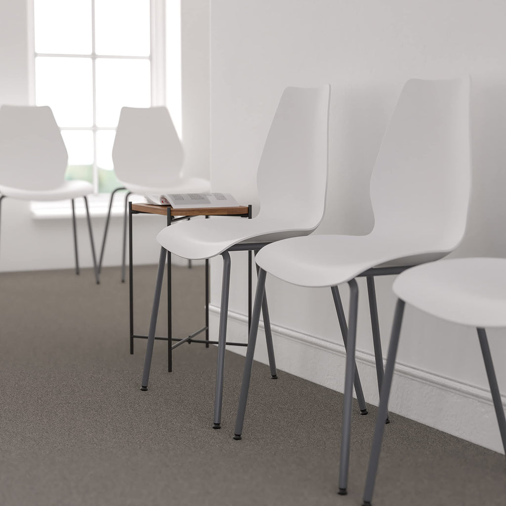 White Plastic Stacking Chairs Set of 5 Z141945
